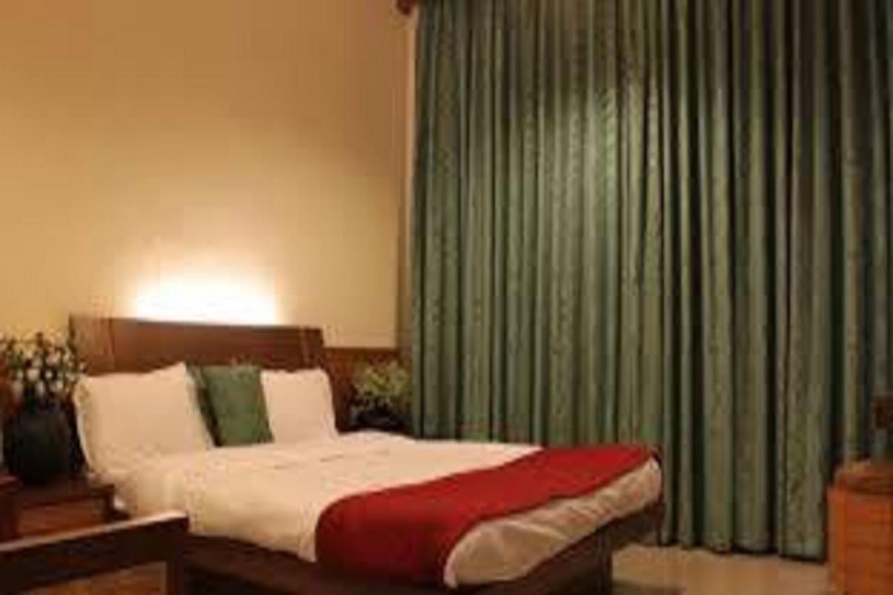 Jaffer Bhai'S Brickland Hotel พันช์กานี ภายนอก รูปภาพ