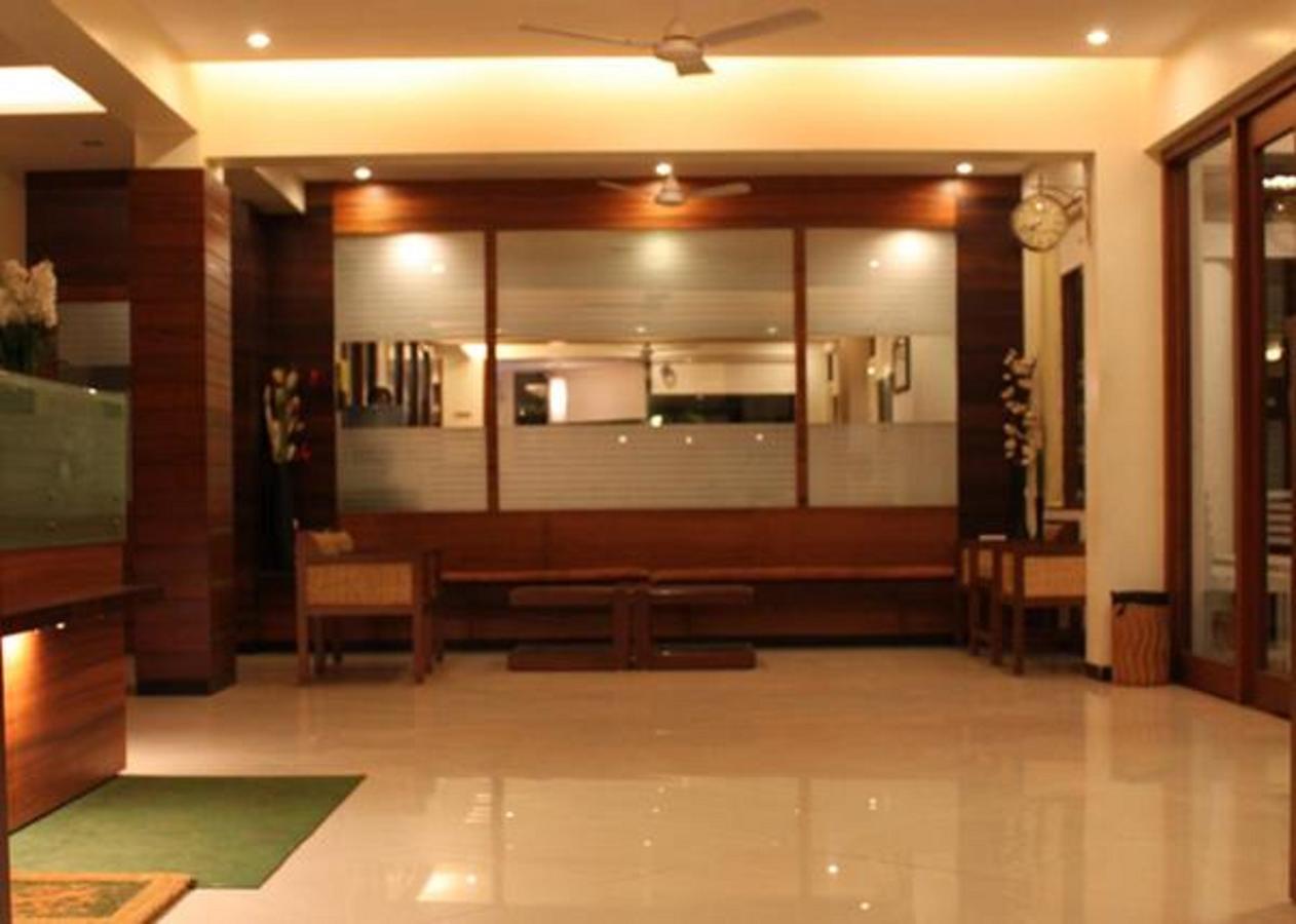 Jaffer Bhai'S Brickland Hotel พันช์กานี ภายนอก รูปภาพ