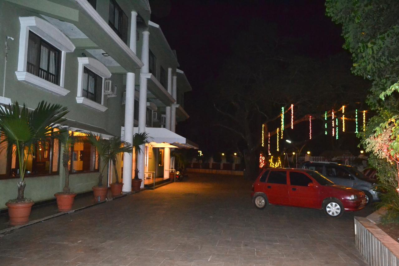 Jaffer Bhai'S Brickland Hotel พันช์กานี ภายนอก รูปภาพ