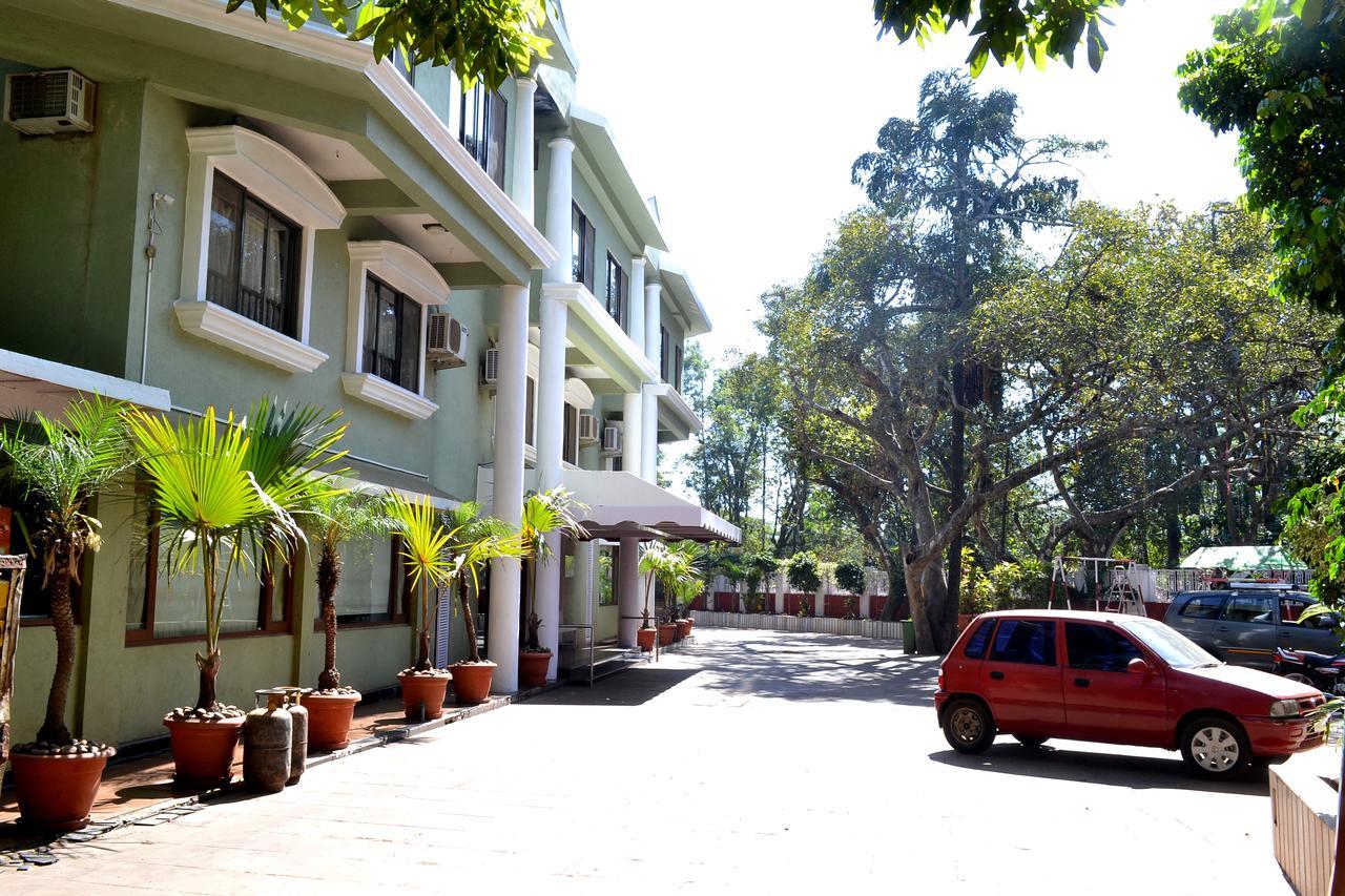 Jaffer Bhai'S Brickland Hotel พันช์กานี ภายนอก รูปภาพ